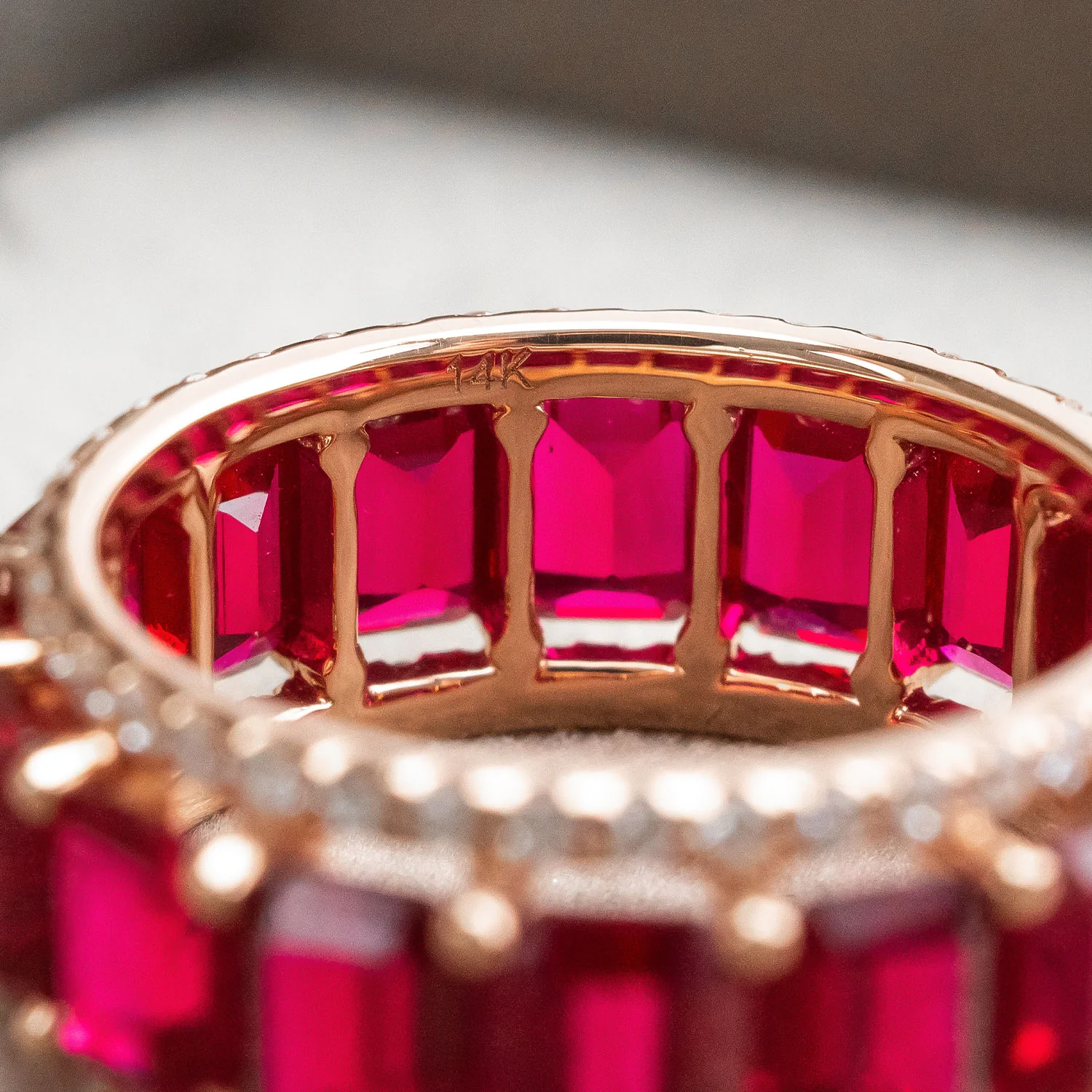 14K Gold Eternity Ring with 8.595ct Rubies and 0.574ct Diamonds - Image 4