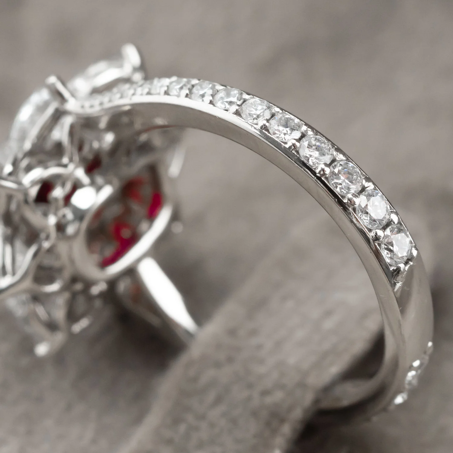 950 Platinum Diamond Ring with 3.373ct Ruby Center Stone and 2.994ct Side Diamonds - Image 4