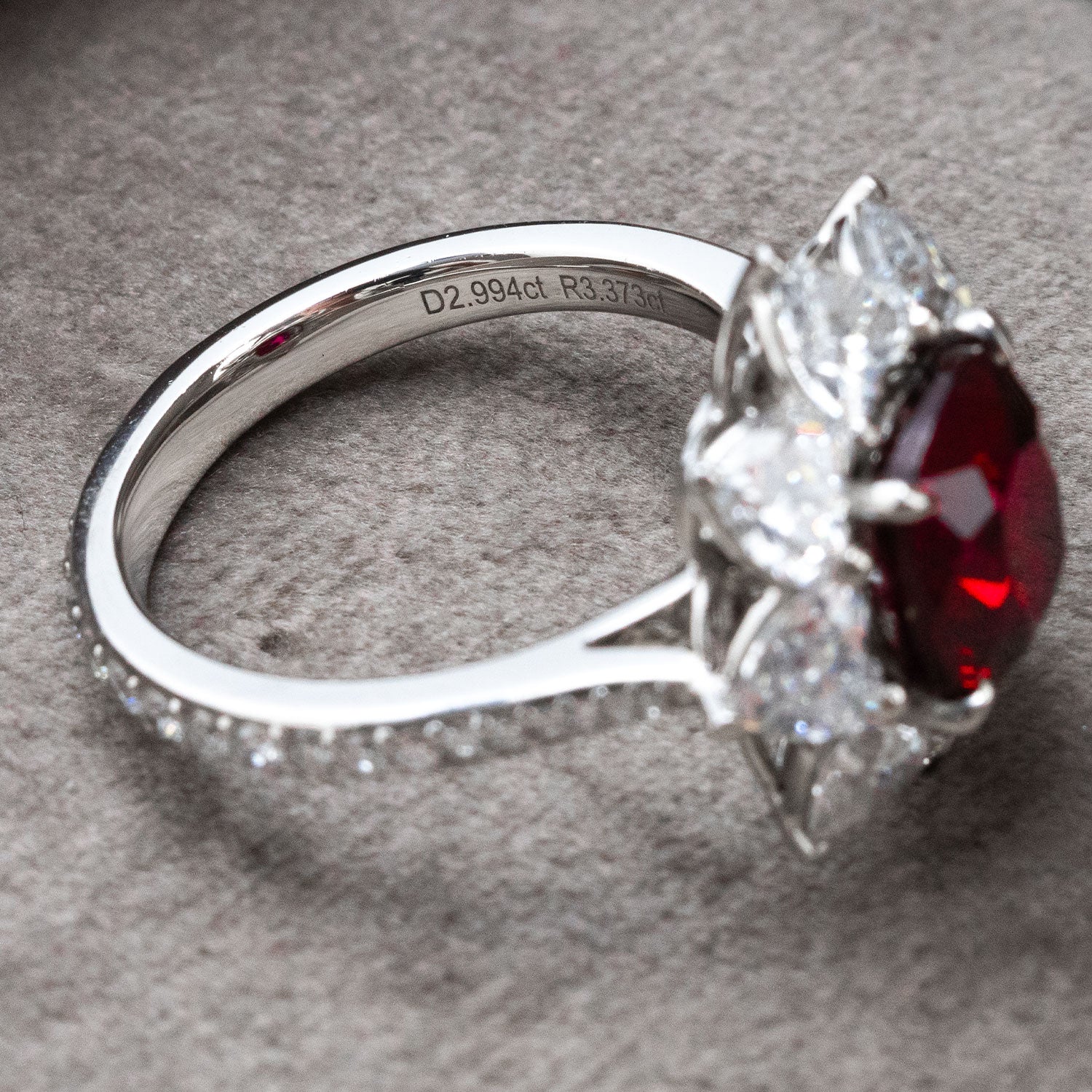 950 Platinum Diamond Ring with 3.373ct Ruby Center Stone and 2.994ct Side Diamonds - Image 5