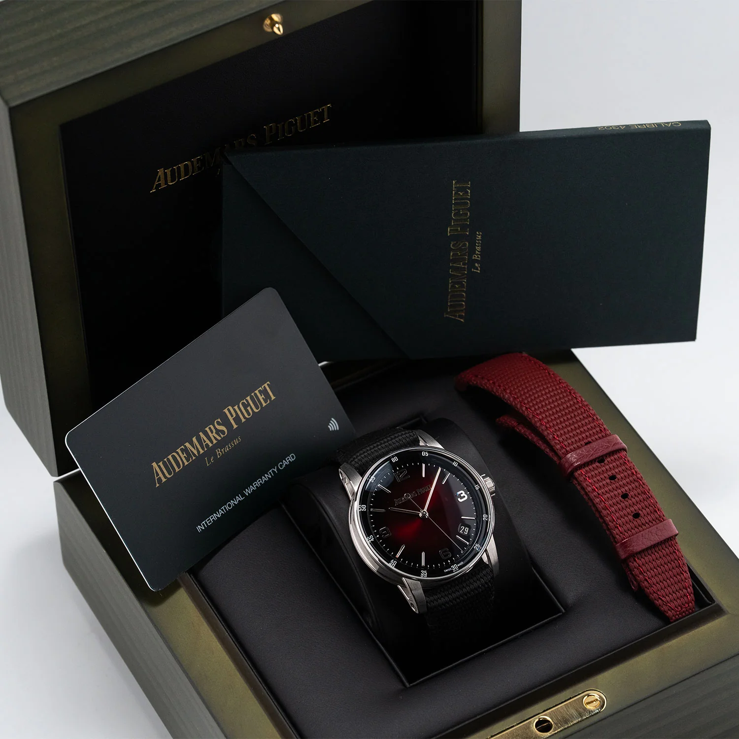 Code 11.59 41mm Red Dial 2022 - 15210BC.OO.A500KB.01 - Image 7