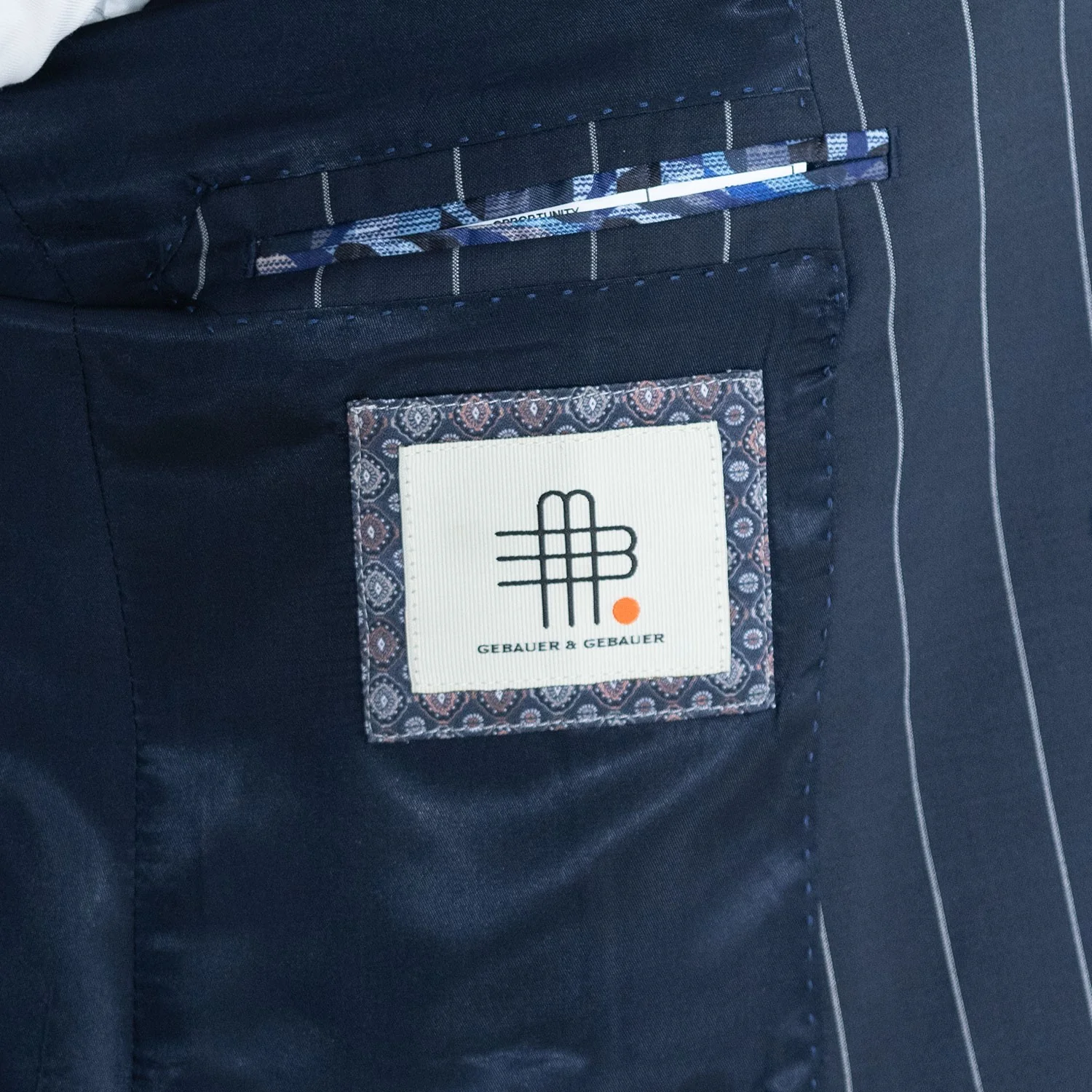 Der Exclusive Nadelstreifen Anzug - Image 9