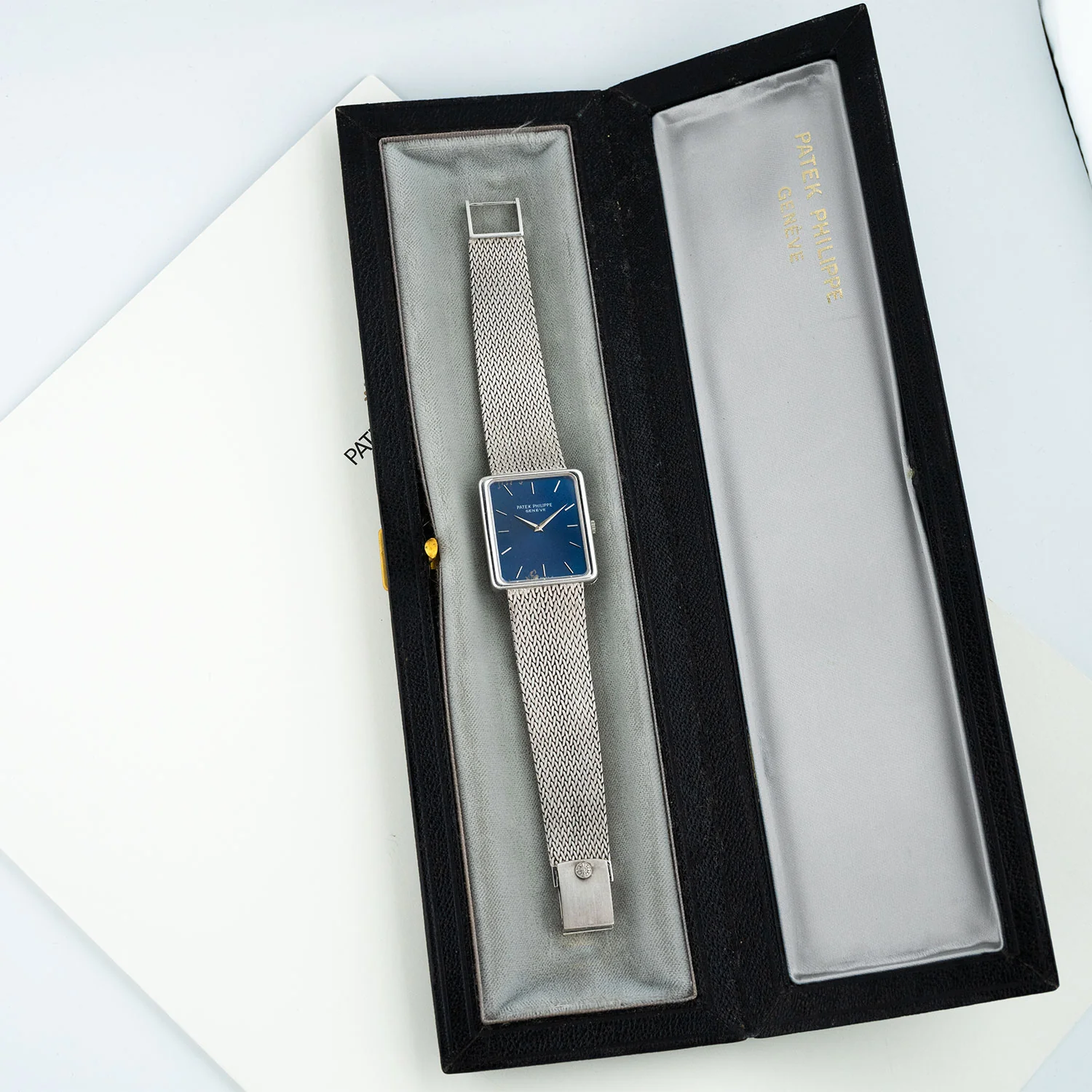 Rectangular White Gold Rare Blue Enamel Dial 1978 - 3599 - Image 9