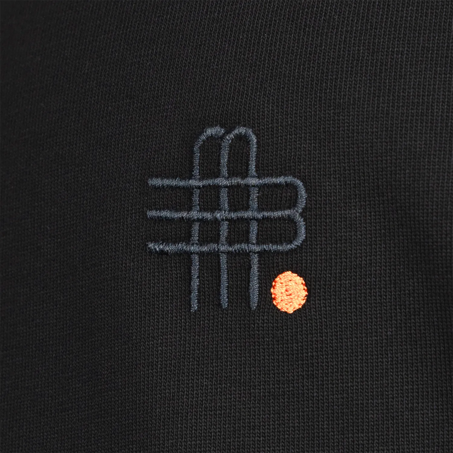 The LUXURY Basic T-Shirt - Black - Image 5