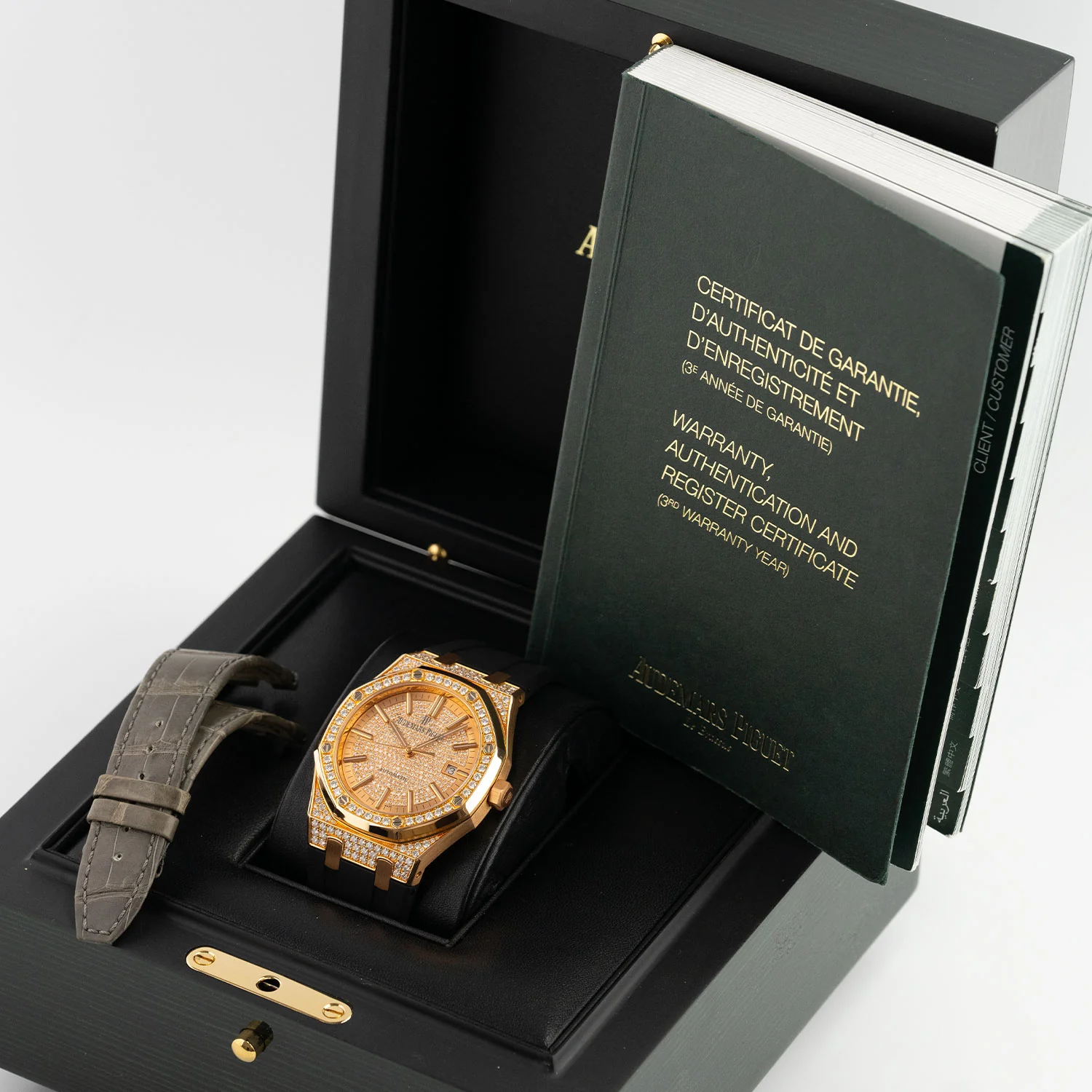Royal Oak Pave Diamond Dial 2015 - 15402OR.ZZ.D003CR.01 - Image 7