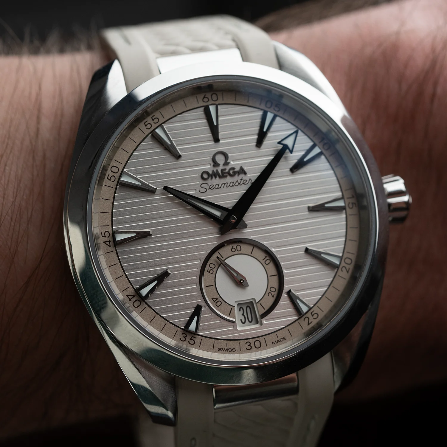 Seamaster Aqua Terra Small Seconds Silver Dial 2025 - 220.12.41.21.02.005 - Image 7