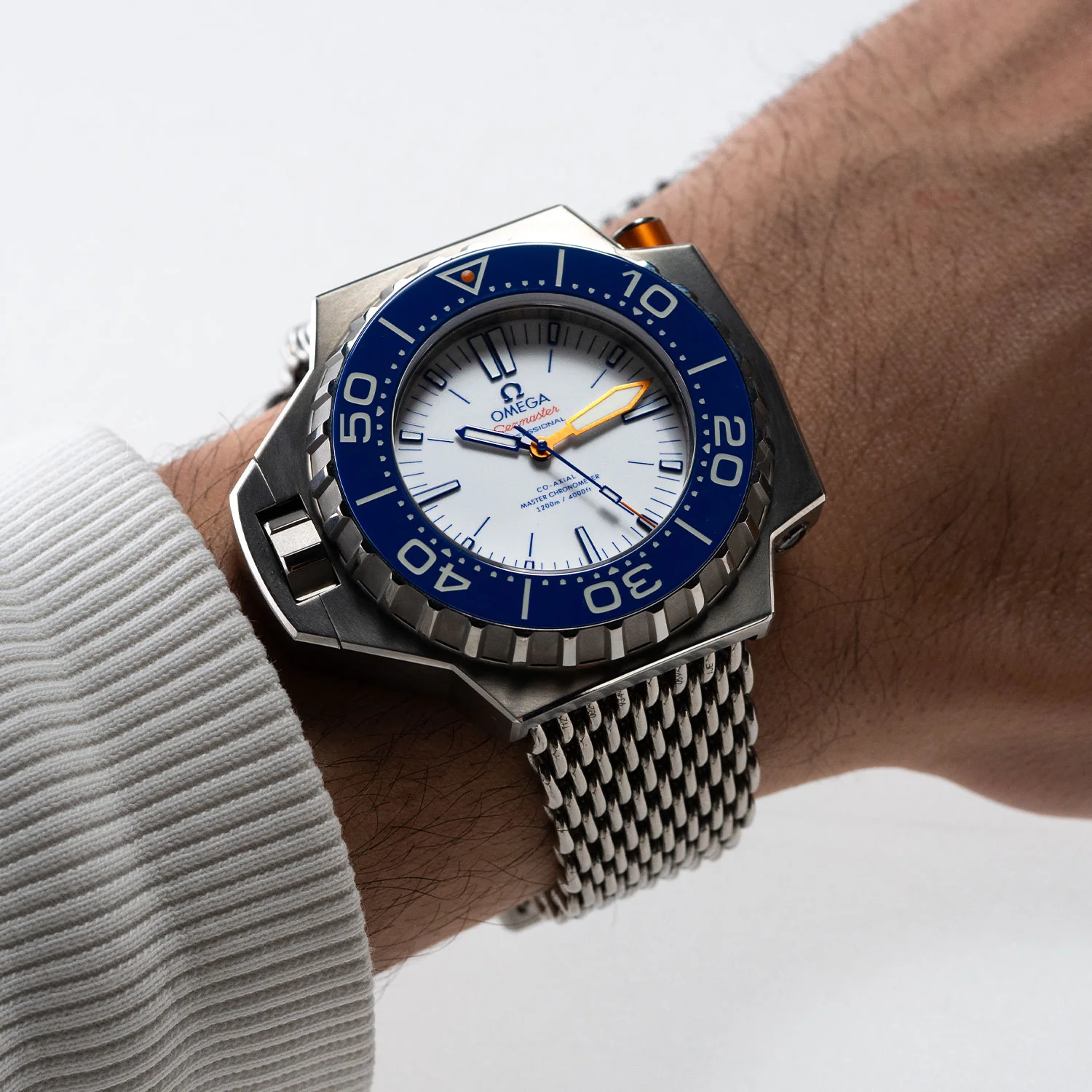 Seamaster PloProf 55x45mm Titanium 2022 - 227.90.55.21.04.001 - Image 9