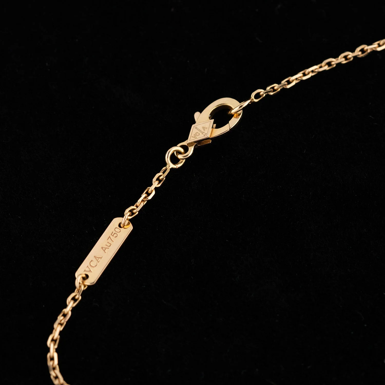 Vintage Alhambra Pendant Necklace 1PD Christmas Limited Edition Bull´s Eye - Image 5